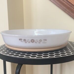 Vintage Dynaware oval casserole dish